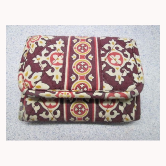 Vera Bradley Handbags - Vera Bradley tri-fold print wallet